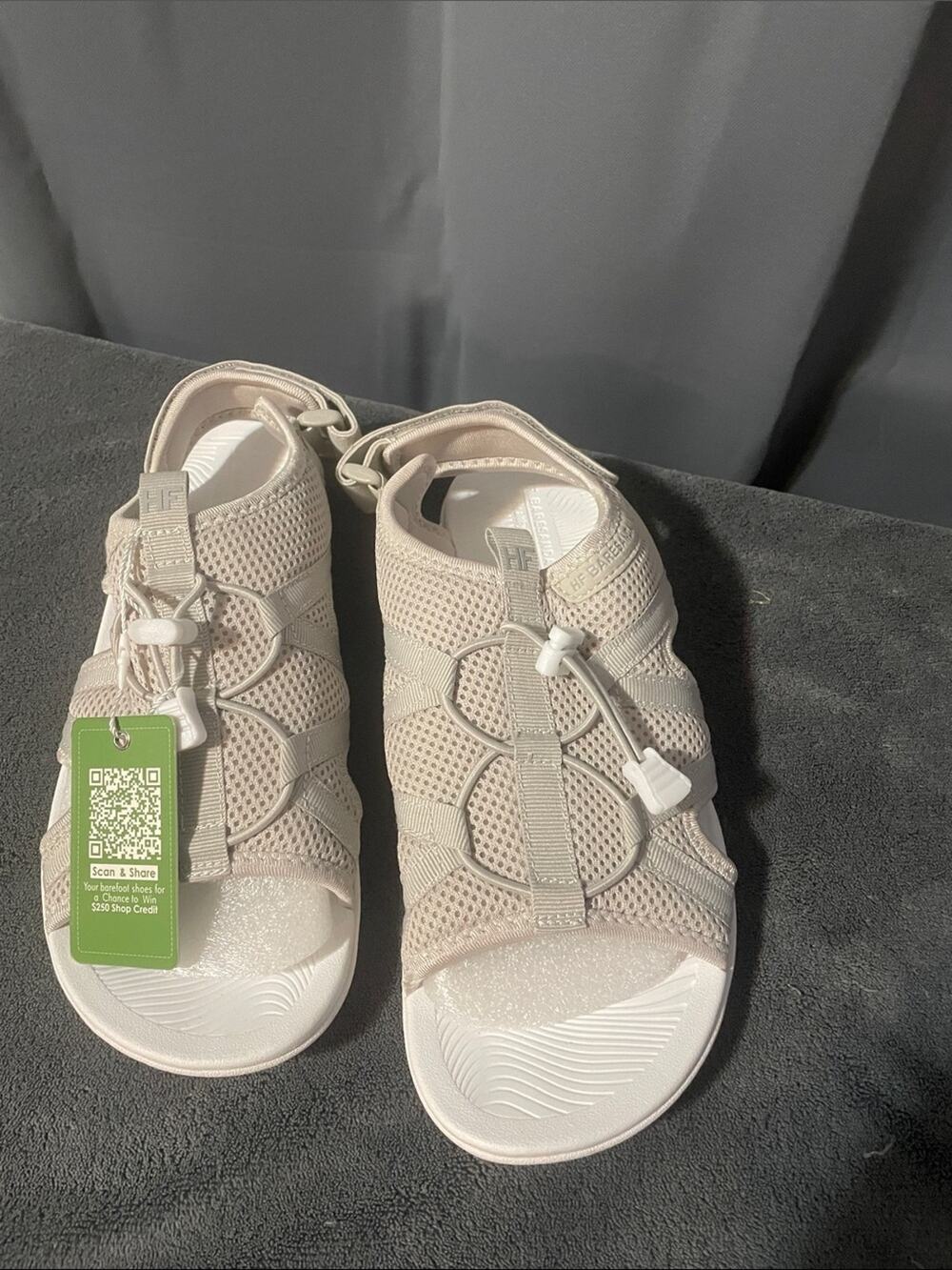 Hike Footwear HF Adjustable Slip-On Style Bare Comfort Sandals Beige Size 10 NWT